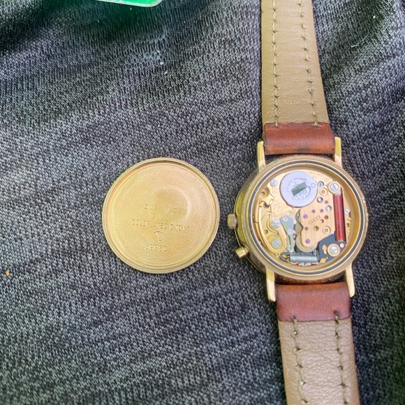 Gucci Vintage 3800L Ladies Chronograph Watch! New Battery! - Picture 11 of 12